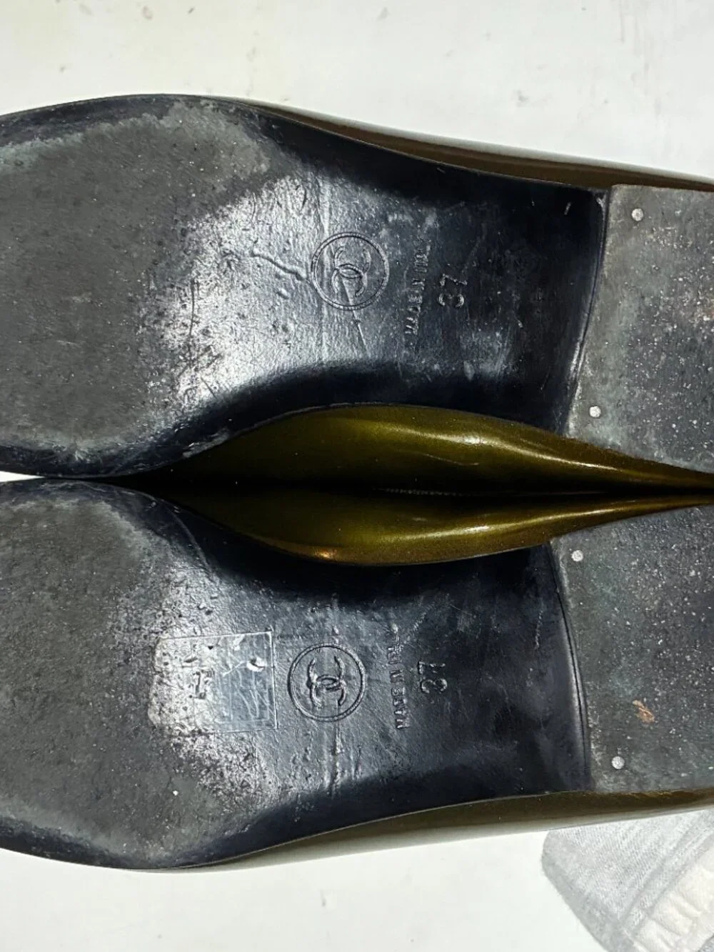 Chanel Olive Green Patent Ballet Flats 37